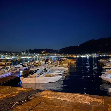 Accogliente E Moderno Bivani A 2 Minuti A Piedi Dalla Spiaggia-centro Con Parcheggio Riservato Apartament *