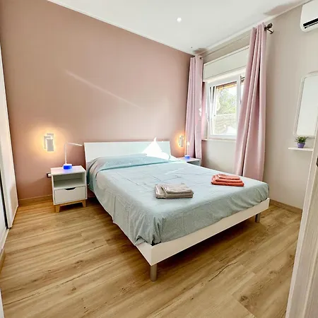 Accogliente E Moderno Bivani A 2 Minuti A Piedi Dalla Spiaggia-centro Con Parcheggio Riservato Apartament