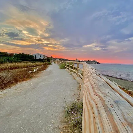 Accogliente E Moderno Bivani A 2 Minuti A Piedi Dalla Spiaggia-centro Con Parcheggio Riservato Apartament *