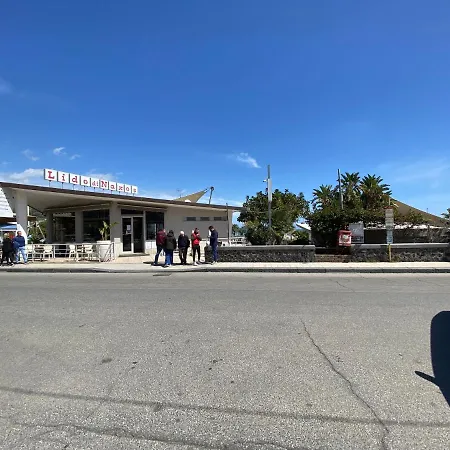 Accogliente E Moderno Bivani A 2 Minuti A Piedi Dalla Spiaggia-centro Con Parcheggio Riservato Giardini-Naxos
